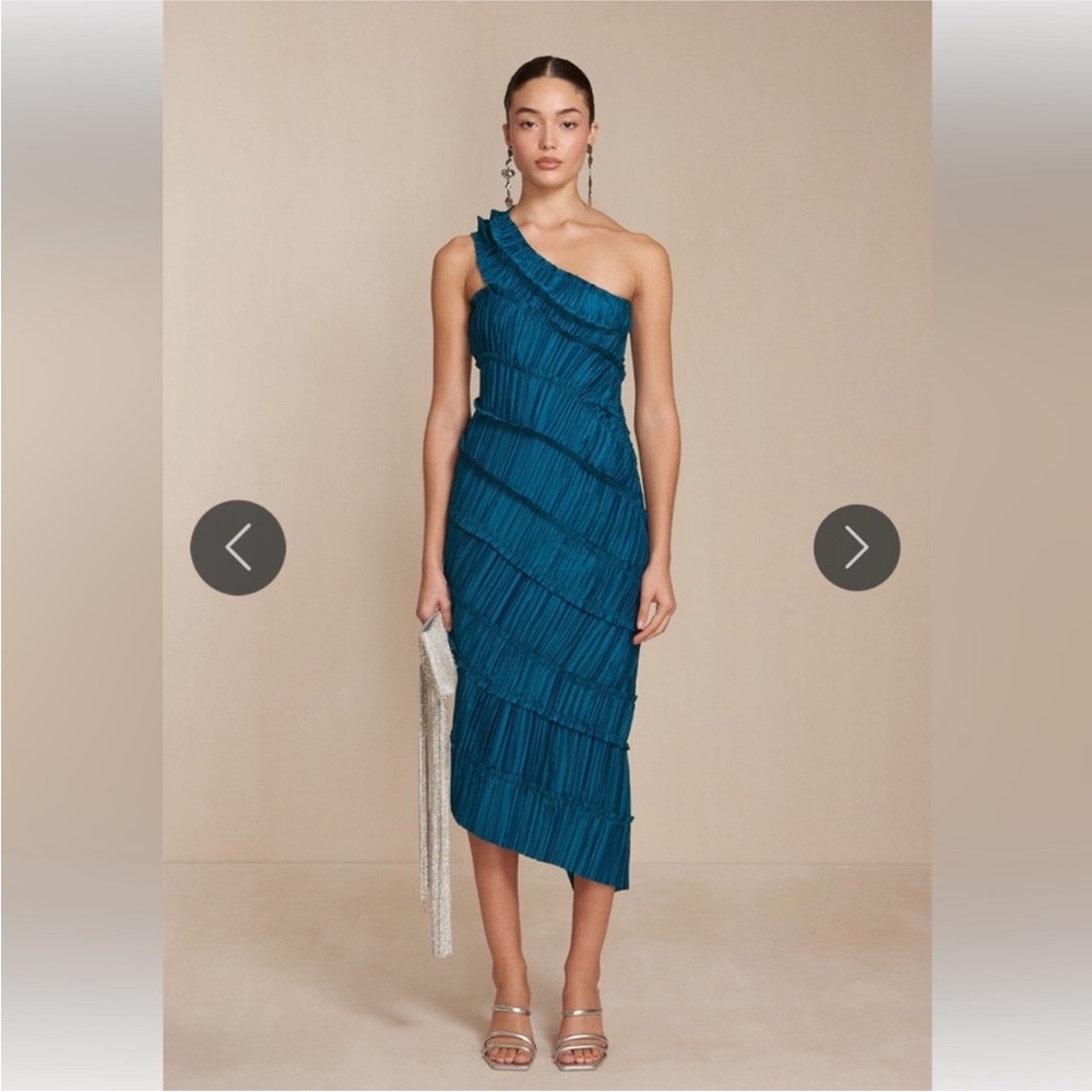 NWT Cult Gaia M Livia One-shoulder Gown In Seamoss